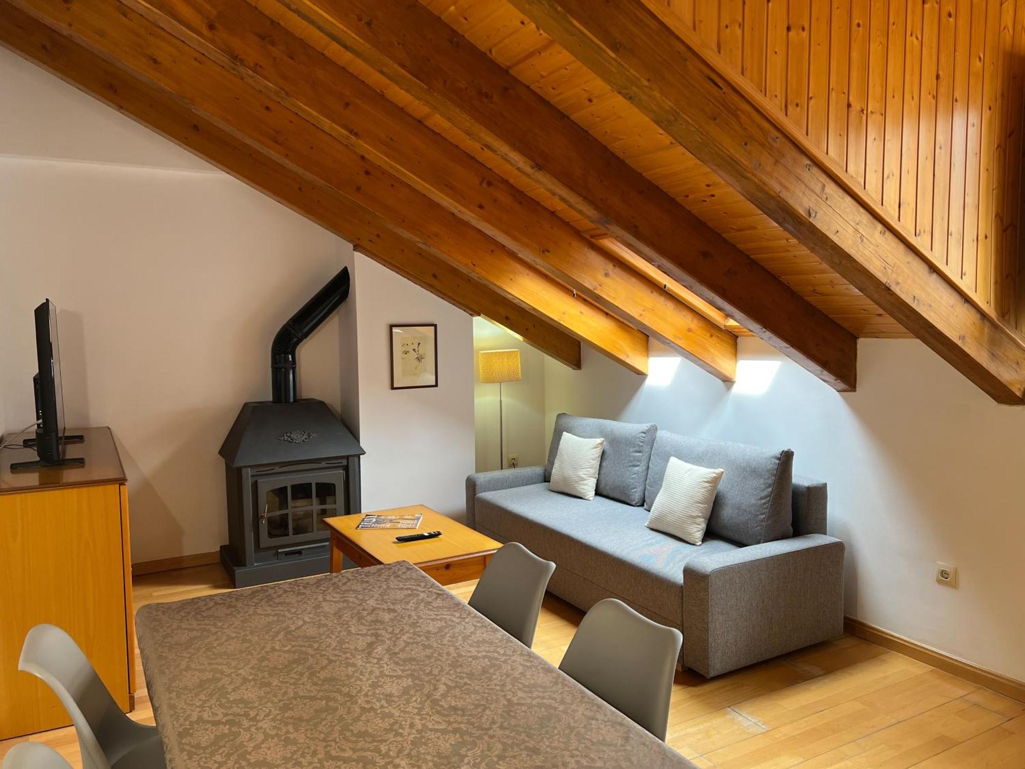 Casa La Muga Apartment Бенаск Екстериор снимка